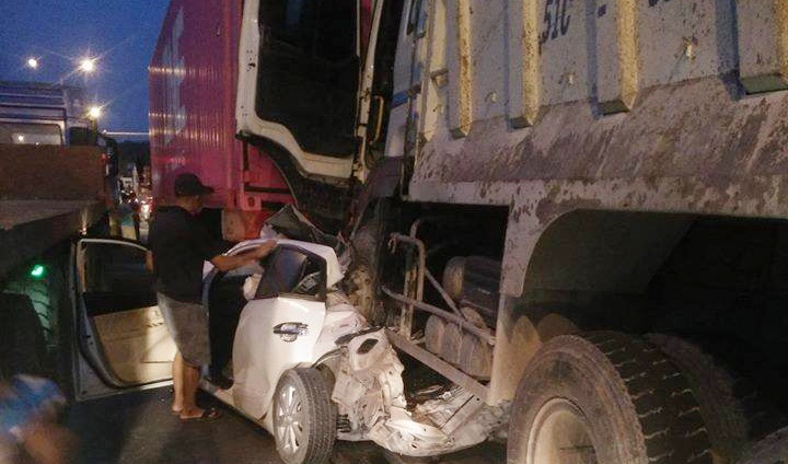 Tai nạn liên hoàn trên cầu Phú Mỹ ảnh 1 Tai nan lien hoan tren cau Phu My anh 1