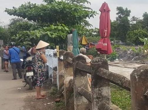 Nguoi phu nu bi tau lua tong tu vong o Sai Gon hinh anh