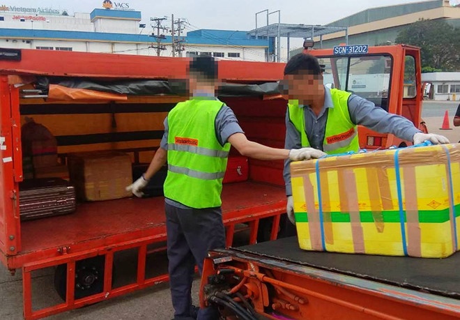 Sân bay Tân Sơn Nhất ảnh 1 San bay Tan Son Nhat anh 1