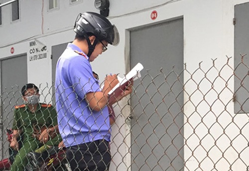 Thi the nam quan ly nha hang trong nha tro o Sai Gon hinh anh