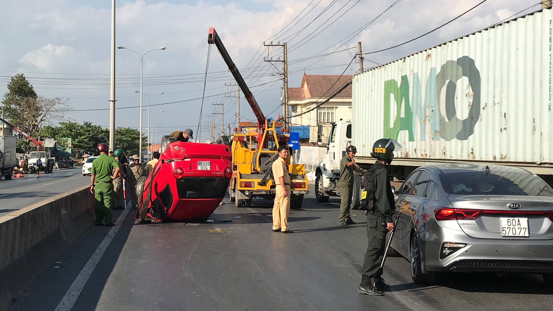tông lật ngửa ảnh 1 tong lat ngua anh 1
