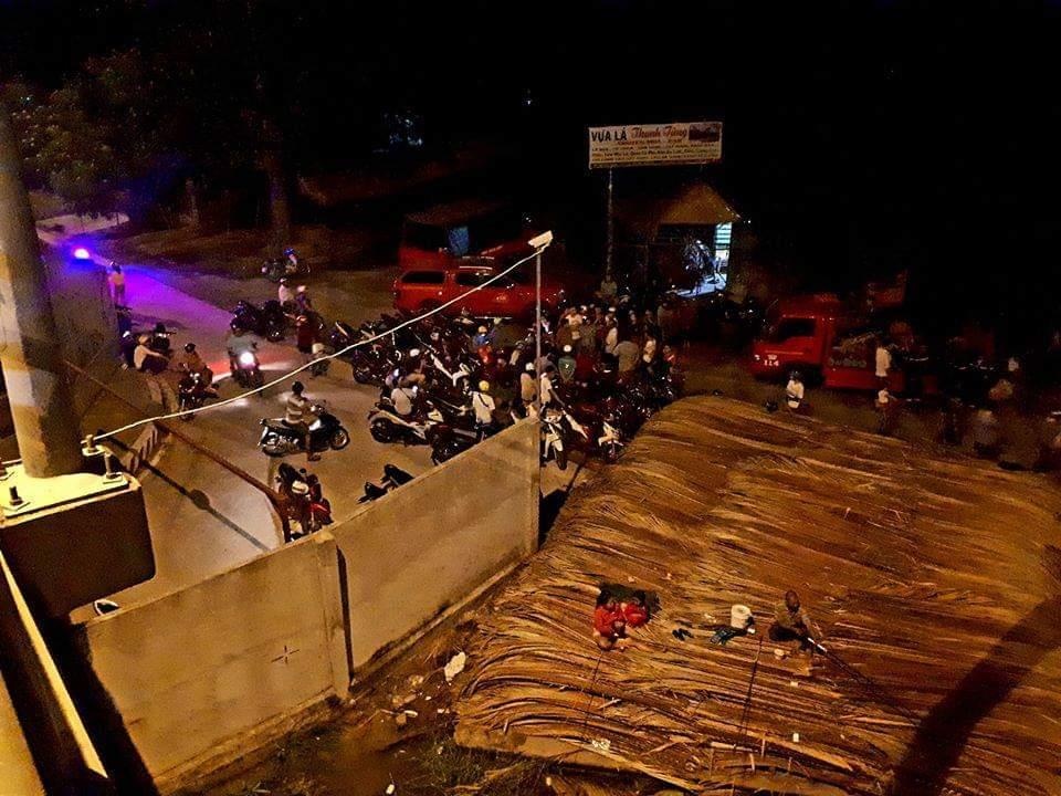 Cai nhau voi vo, nguoi chong nhay xuong song Sai Gon mat tich hinh anh