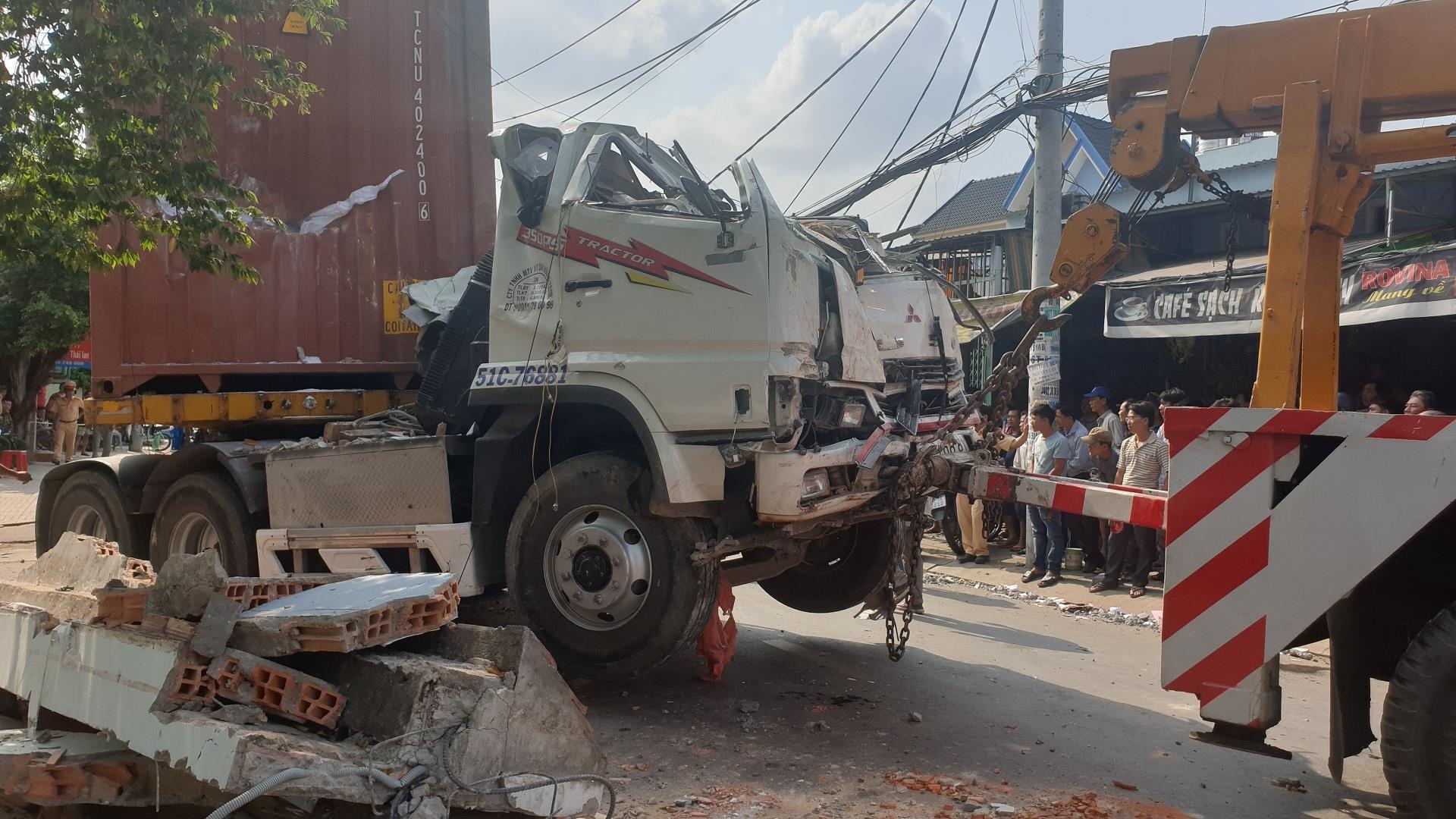 Tai nạn giao thông ảnh 1 Tai nan giao thong anh 1