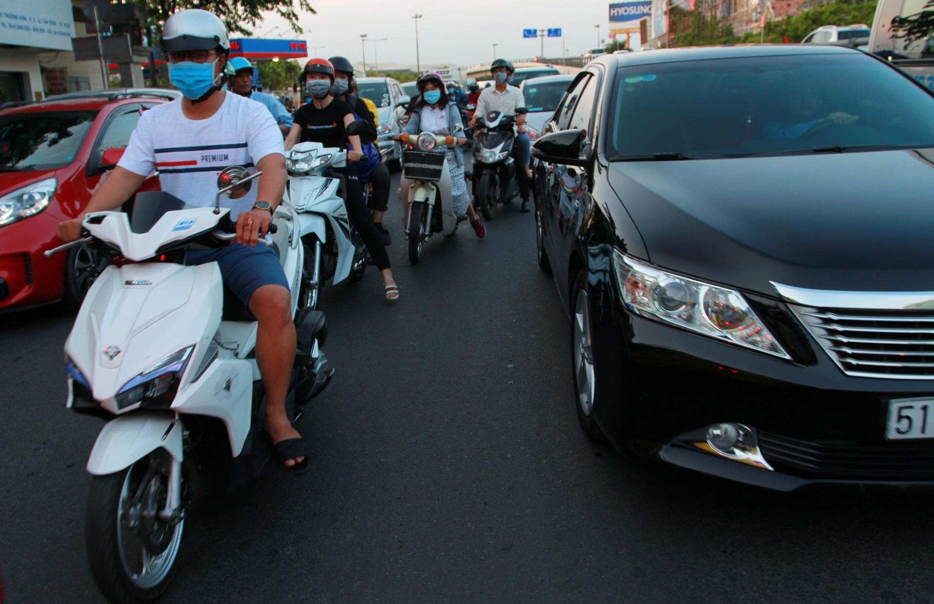 San bay Tan Son Nhat anh 9