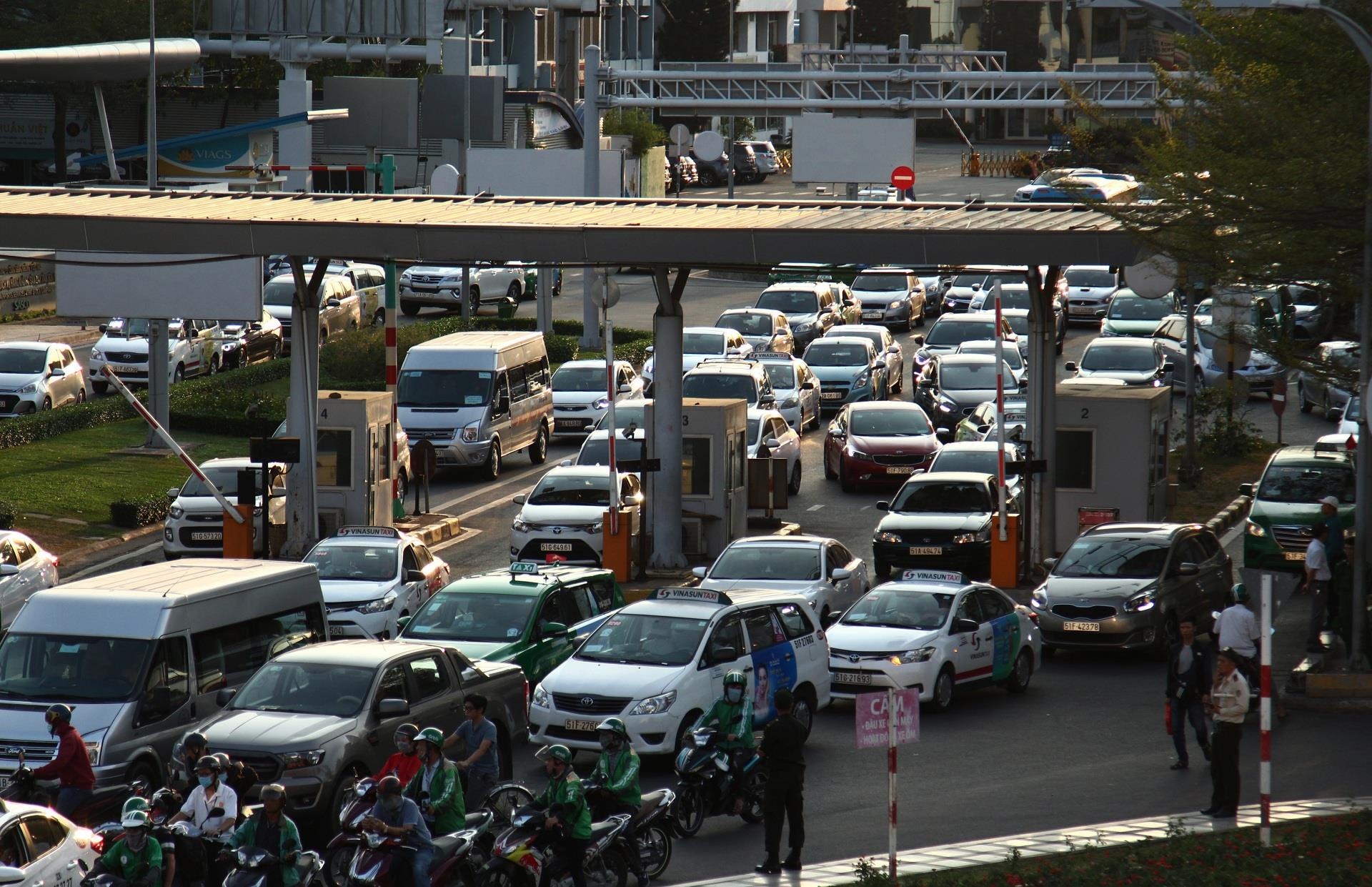 San bay Tan Son Nhat anh 6