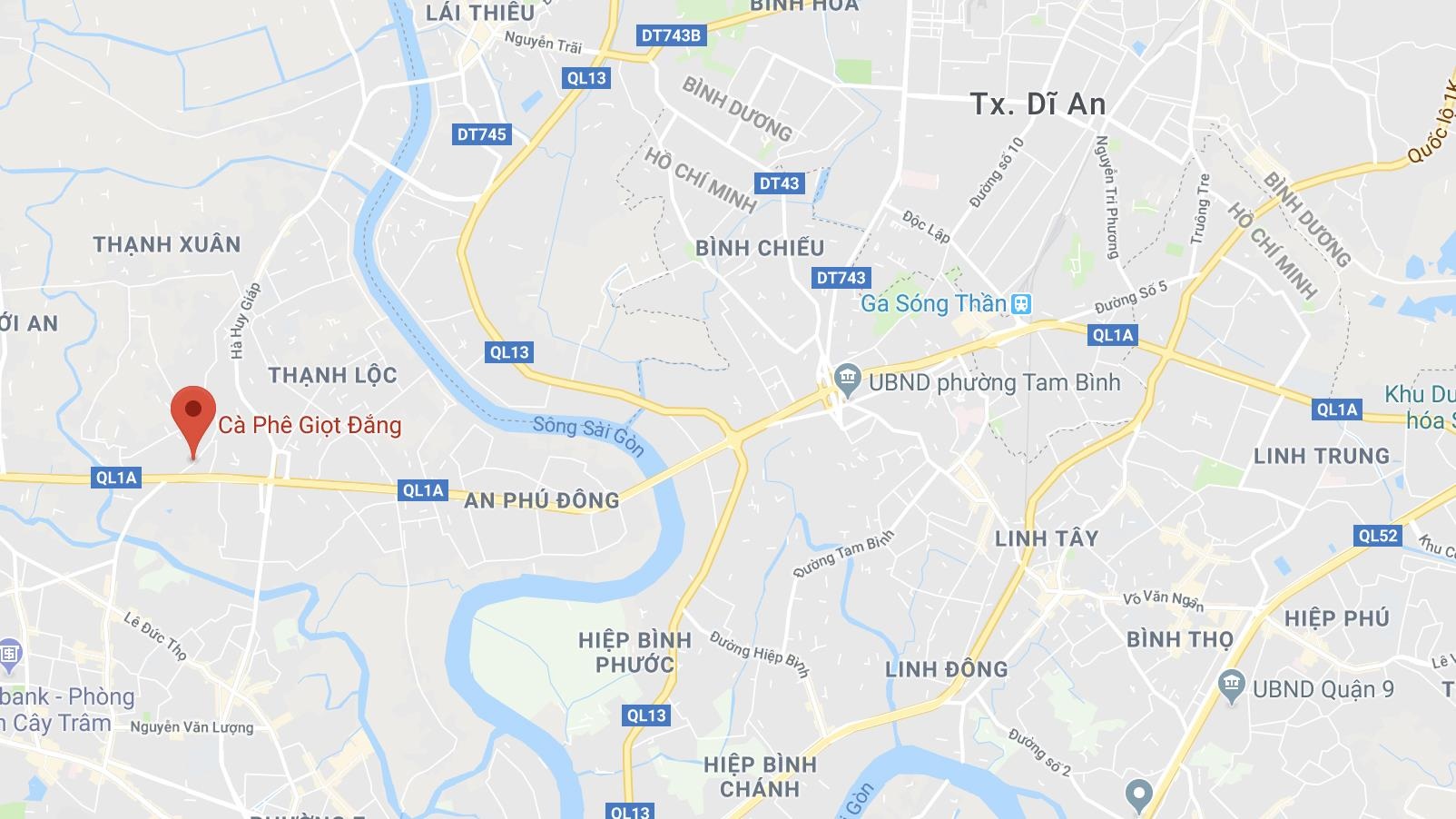 Nam sinh bi xe tai cuon vao gam anh 2