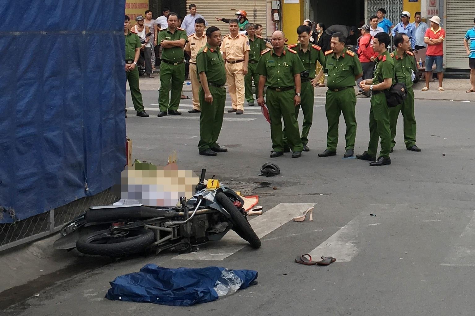 Taxi Vinasun gây tai nạn ảnh 1 Taxi Vinasun gay tai nan anh 1