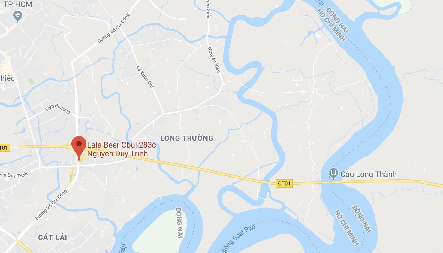 Thùng container lật đè ôtô con ảnh 2 Thung container lat de oto con anh 2