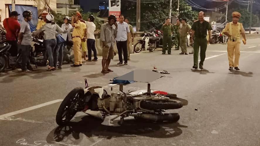 Quoc lo 1 un tac 3 km sau tai nan chet nguoi tren cau vuot An Suong hinh anh