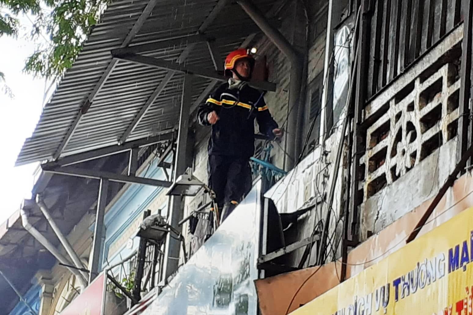 Chay co so in an anh 1