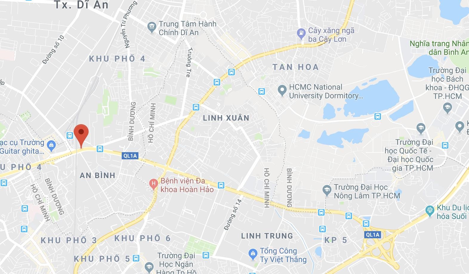 Thiệt mạng vì tông xe máy vào ôtô đầu kéo ảnh 2 Thiet mang vi tong xe may vao oto dau keo anh 2