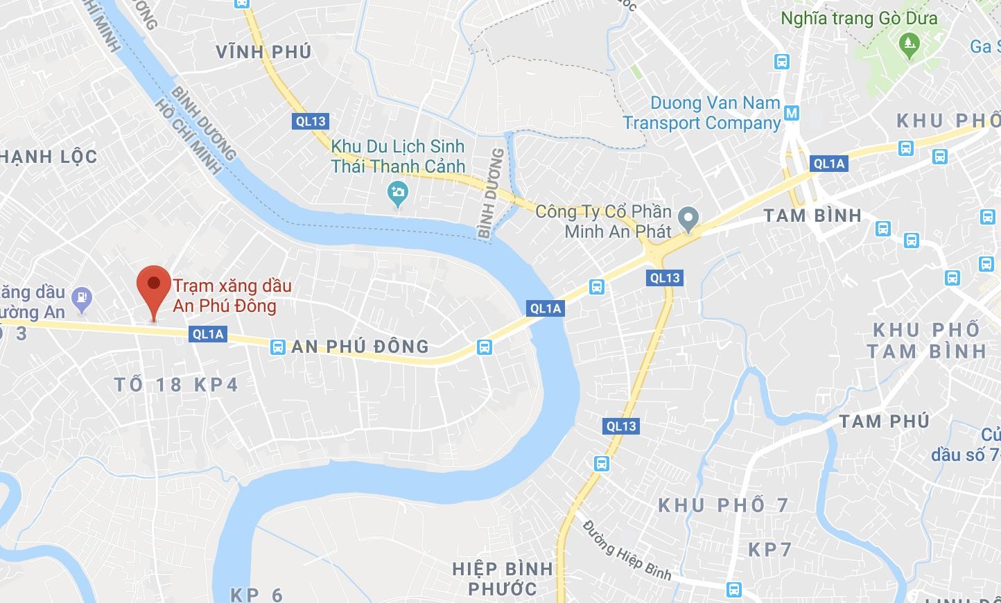 oto tai huc day phan cach anh 2