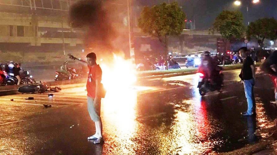 Cuu 2 nan nhan khoi dam chay anh 1