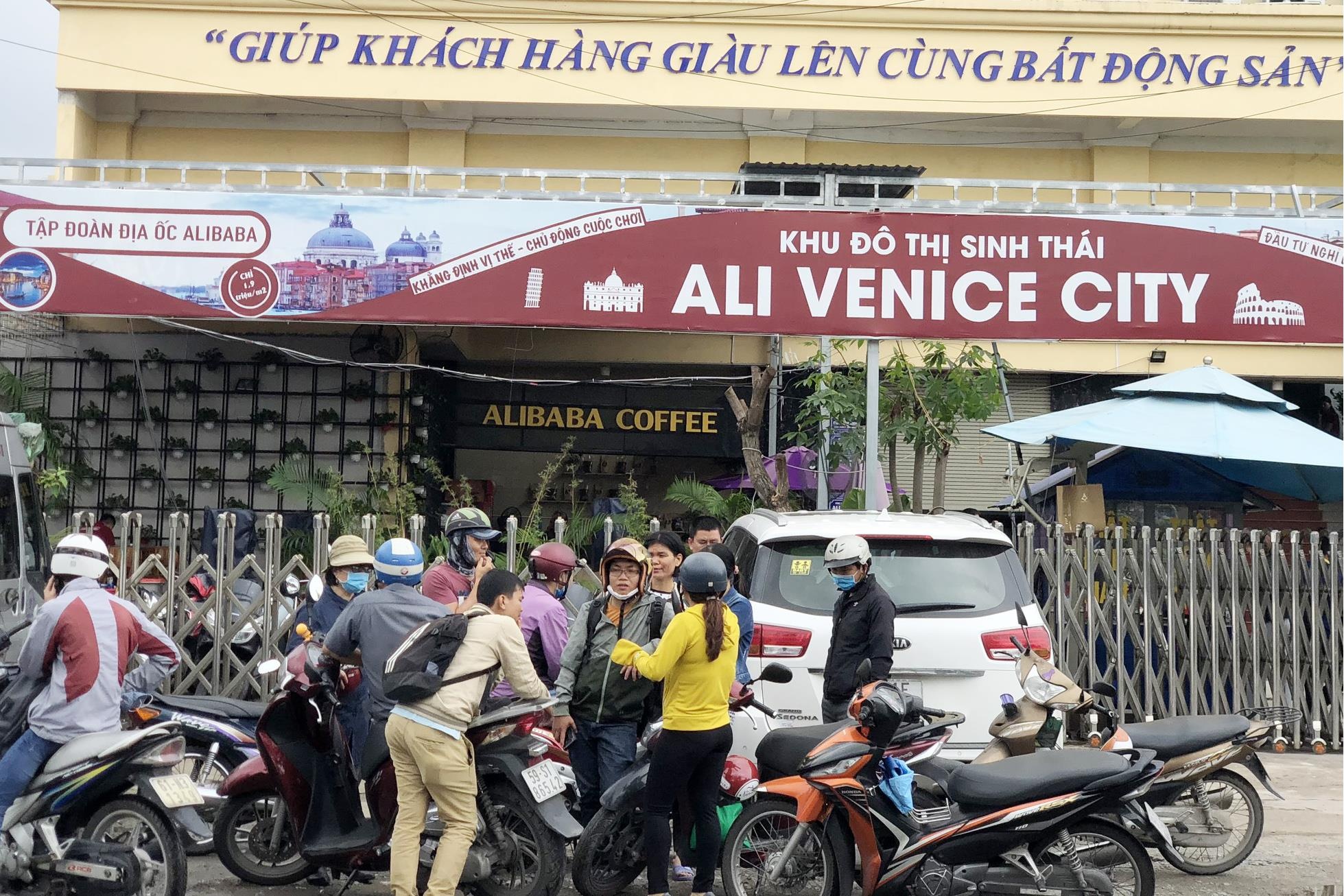 Cong ty Alibaba sau 2 ngay anh em ong Luyen bi bat hinh anh