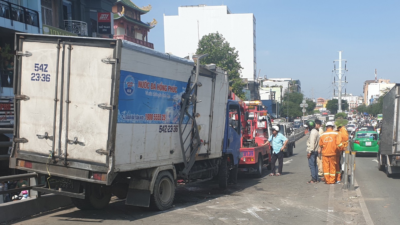 Tai nạn cầu vượt Cây Gõ ảnh 1 Tai nan cau vuot Cay Go anh 1