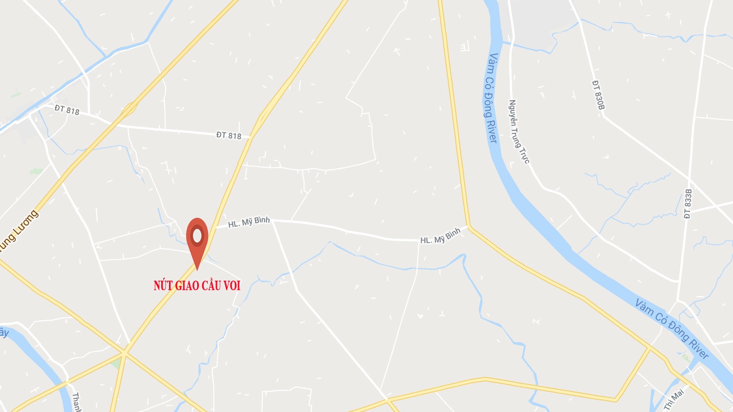 Xe tải tông 7 xe máy dừng đèn đỏ ảnh 3 Xe tai tong 7 xe may dung den do anh 3