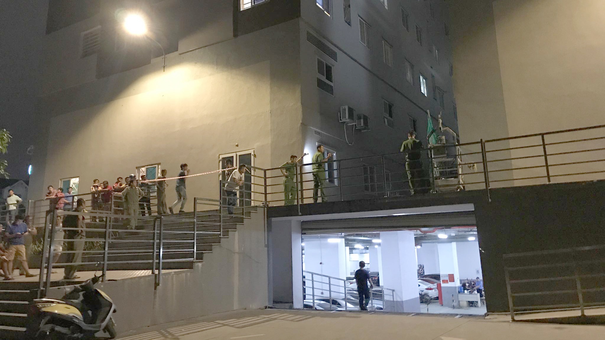 Rơi chung cư tử vong ảnh 1 Roi chung cu tu vong anh 1