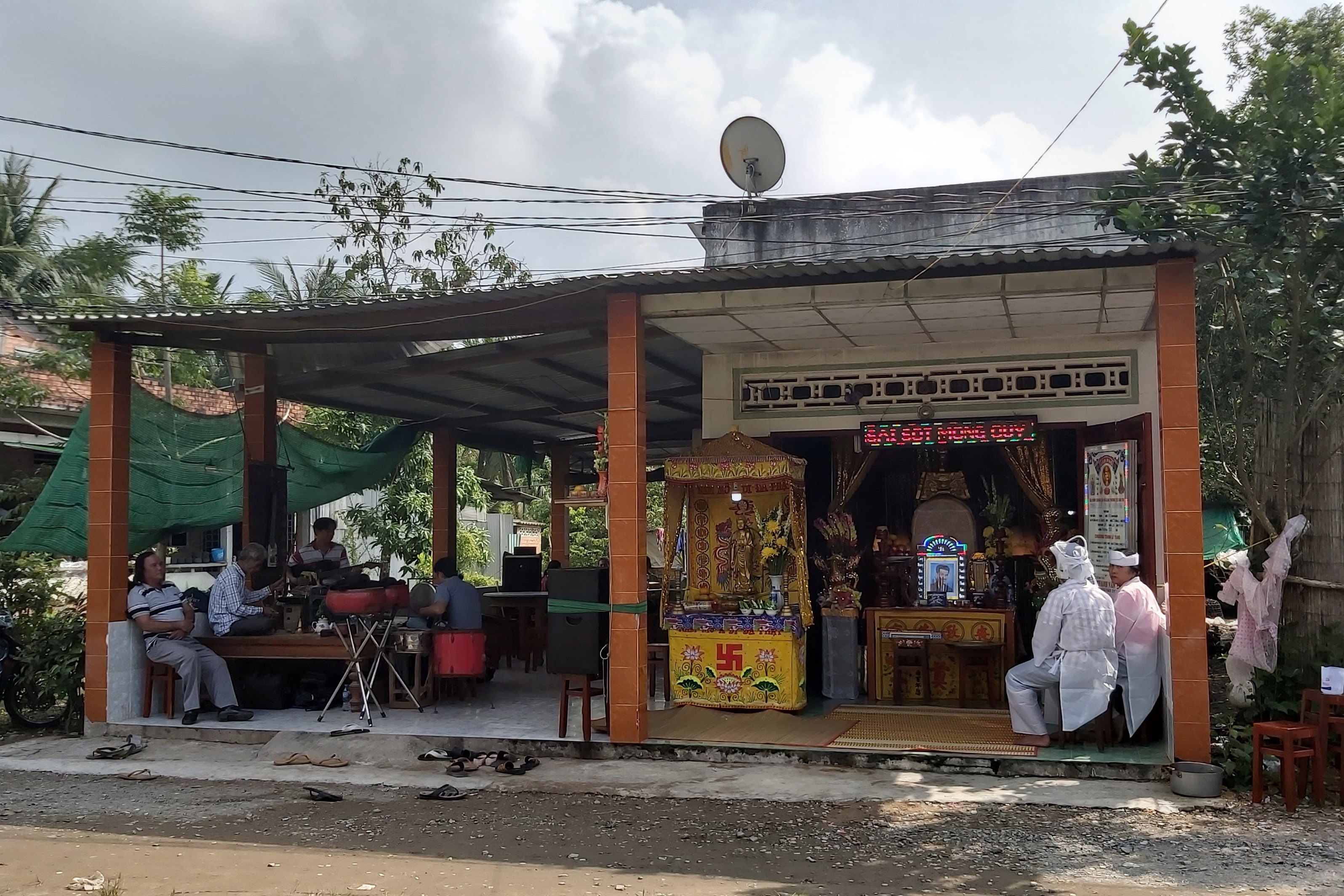 Đoạt mạng hàng xóm ảnh 1 Doat mang hang xom anh 1