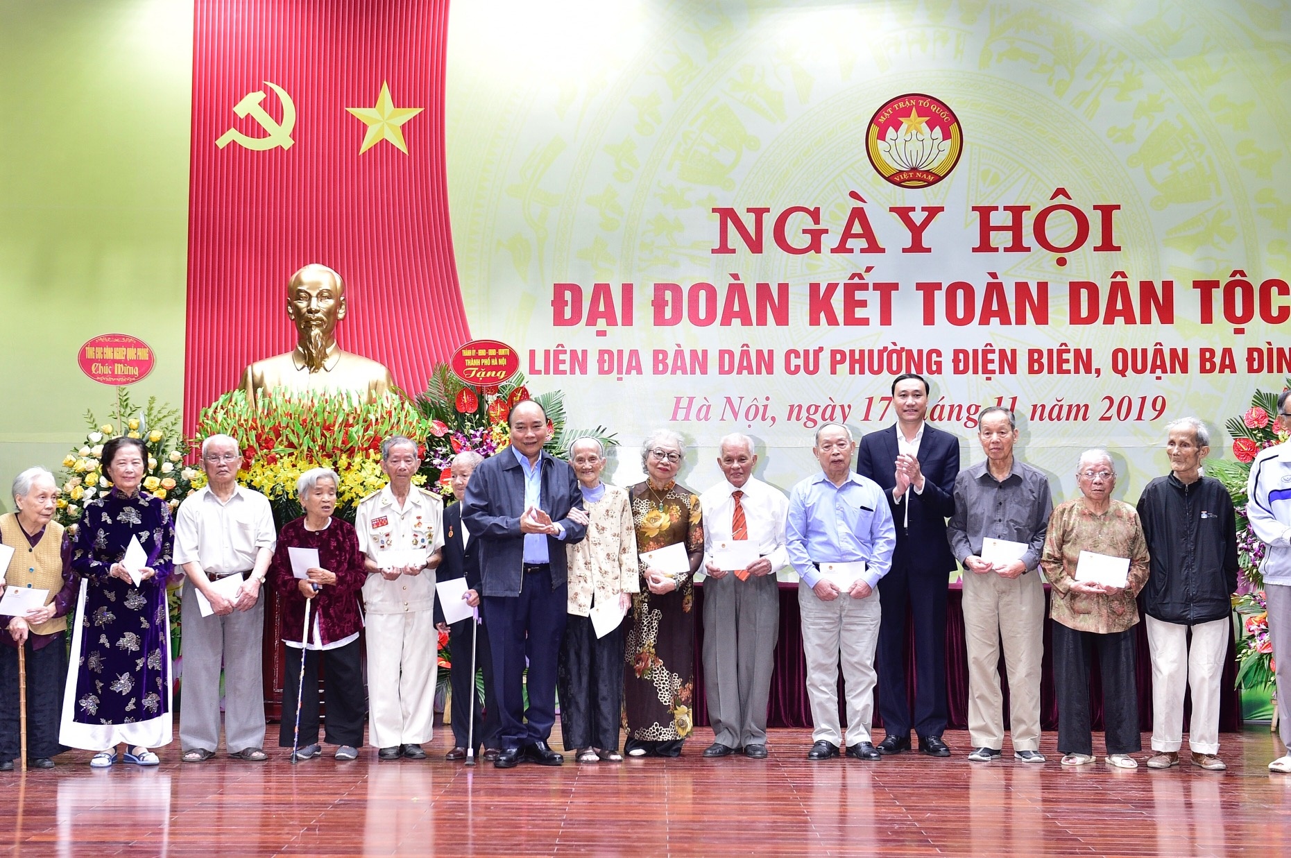 Ngay hoi doan ket dan toc anh 4