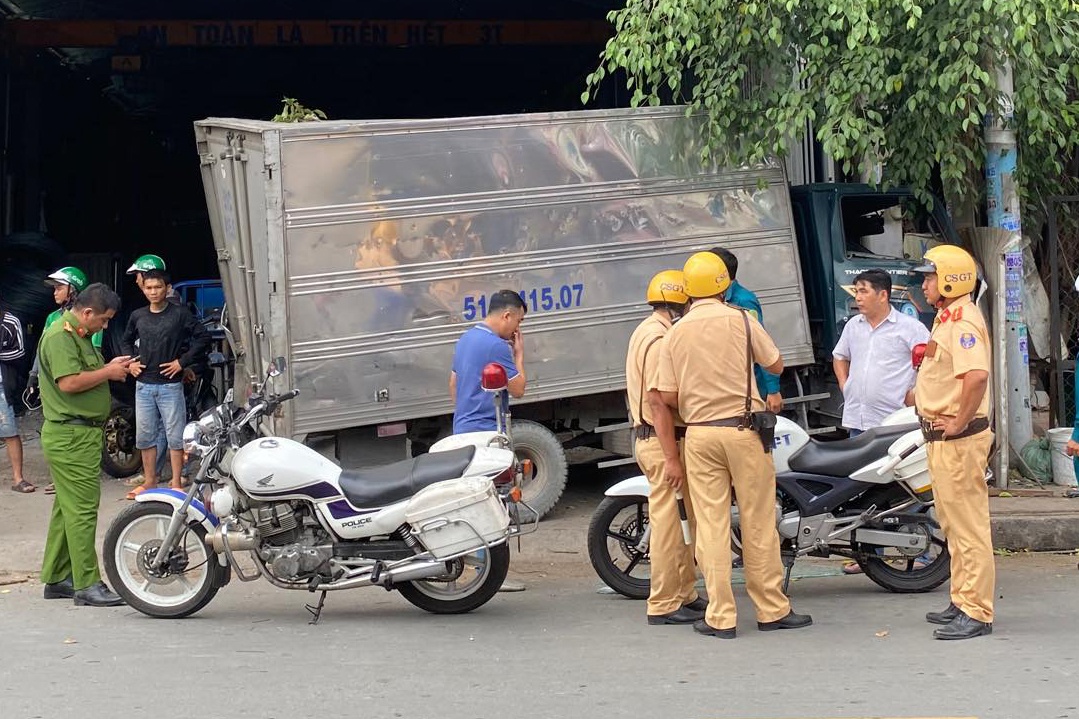 trộm xe tải gây tai nạn ảnh 1 trom xe tai gay tai nan anh 1