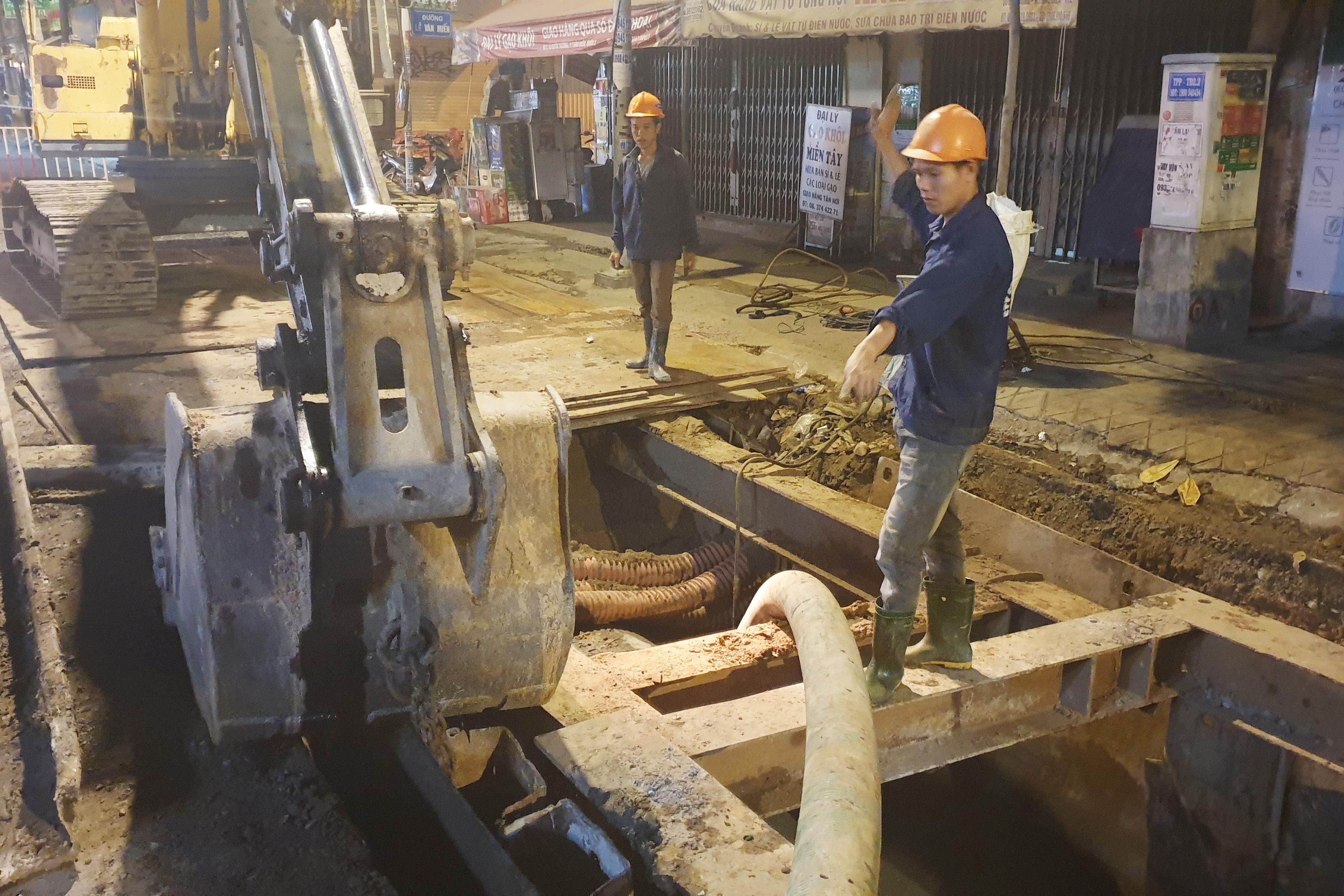 Lap cong thoat nuoc moi, Thao Dien co het ngap? hinh anh