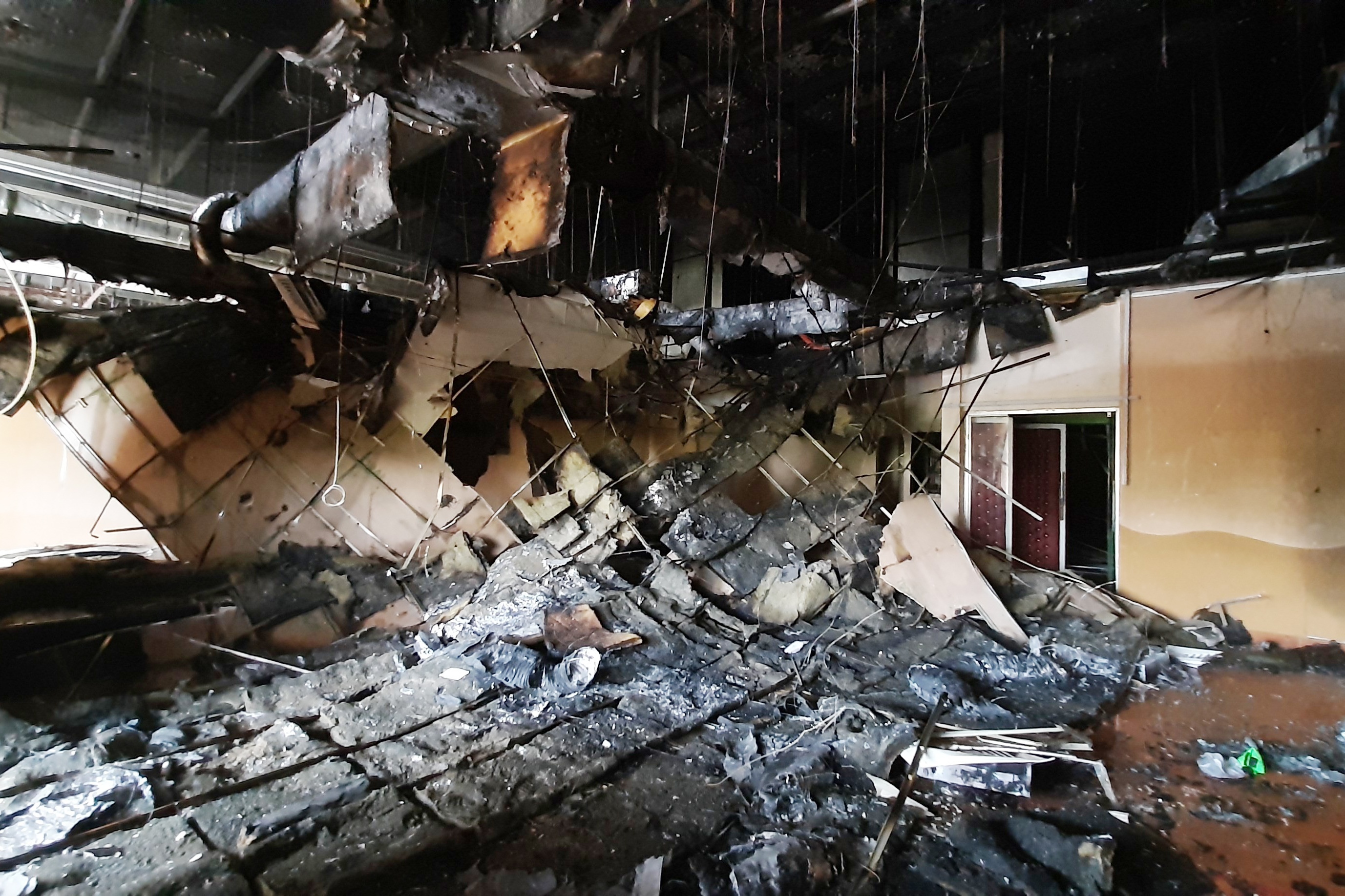 chay trung tam thuong mai anh 1