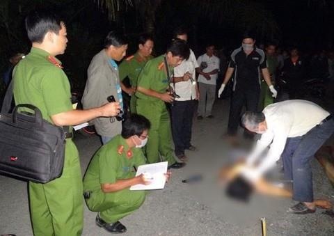 Dam chet nguoi khi can ngan vu au da cua chau hinh anh