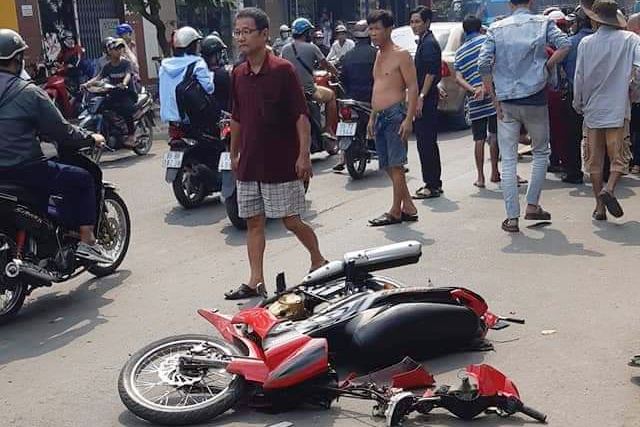 Nghi can cuop giat o TP.HCM tu nan khi bo chay hinh anh