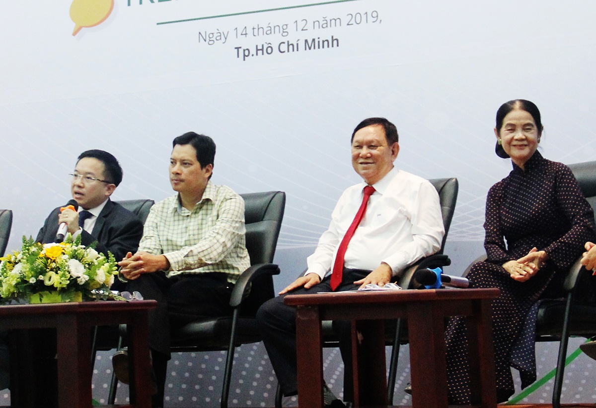 tin gia,  tin that thiet,  van nan tin gia,  TP.HCM anh 1