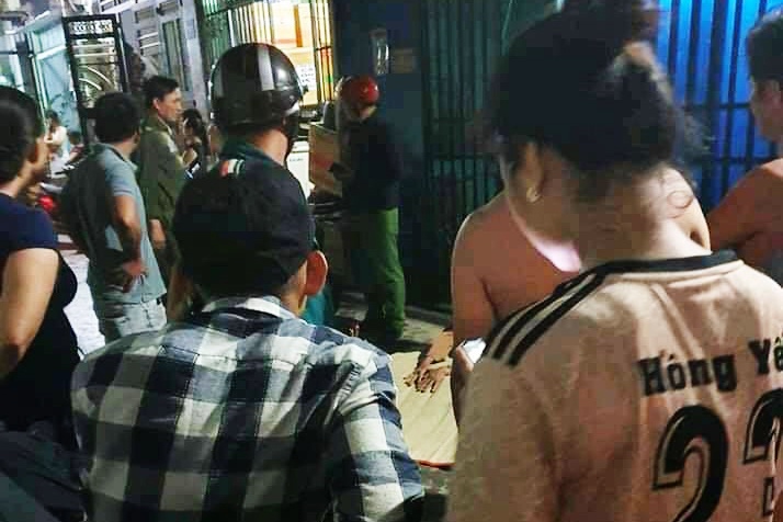 côn đồ,  chém người tử vong,  thanh niên bị chém tử vong,  án mạng ở Bình Chánh,  huyện Bình Chánh,  TP.HCM ảnh 1 con do,  chem nguoi tu vong,  thanh nien bi chem tu vong,  an mang o Binh Chanh,  huyen Binh Chanh,  TP.HCM anh 1