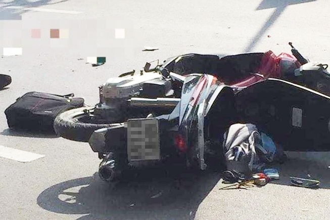 Thieu uy cong an tu nan sau va cham xe dau keo hinh anh