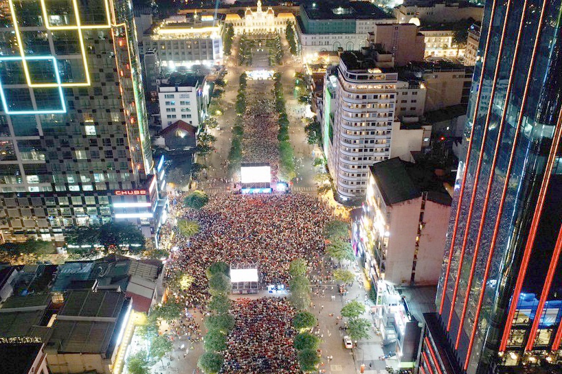 cam xe trung tam TP.HCM anh 1