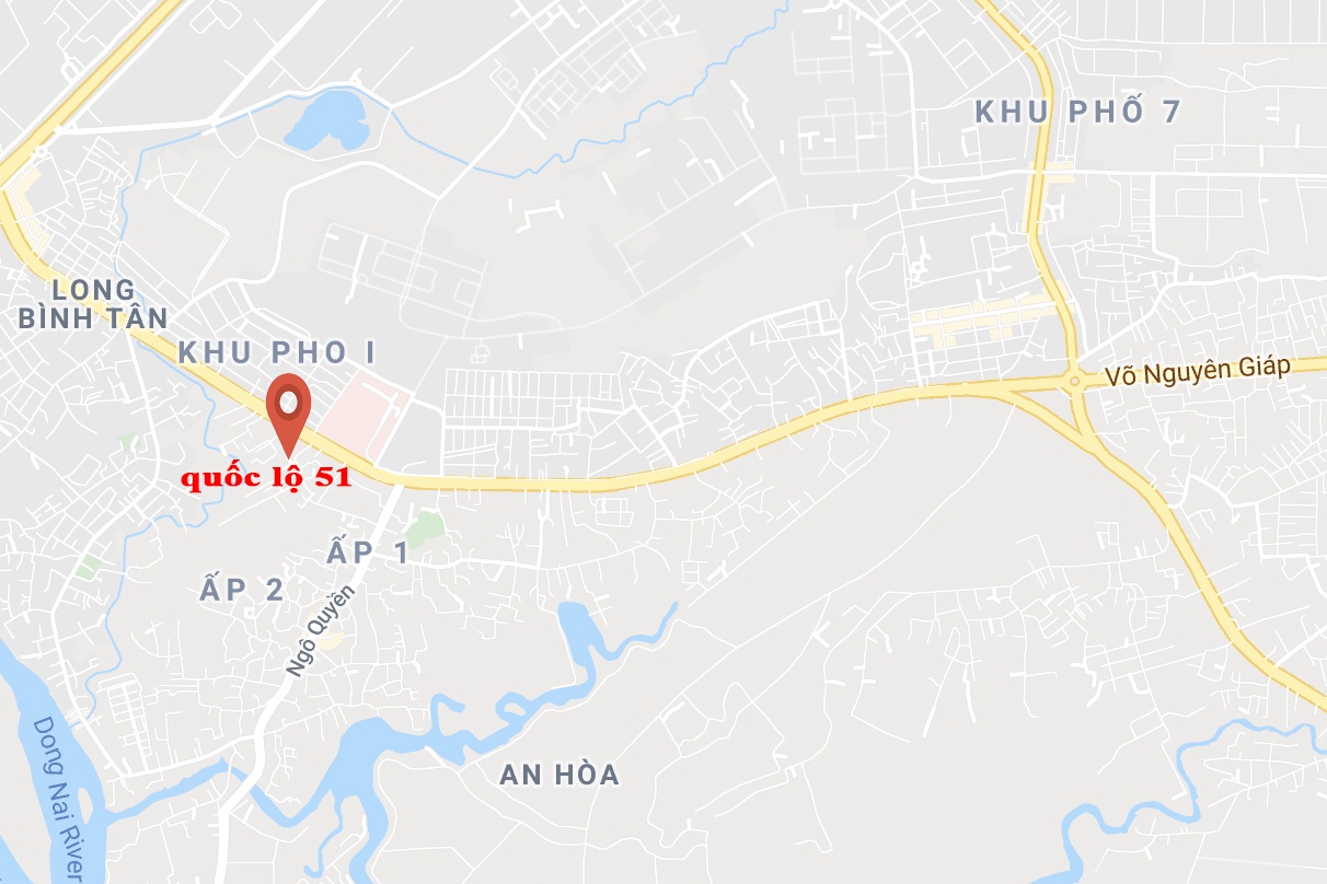 tiep vien khoa than trong karaoke anh 2