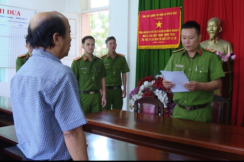 bắt ông Trần Tuấn Việt ảnh 1 bat ong Tran Tuan Viet anh 1
