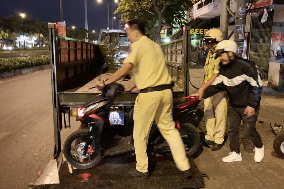 cướp túi xách ảnh 1 cuop tui xach anh 1