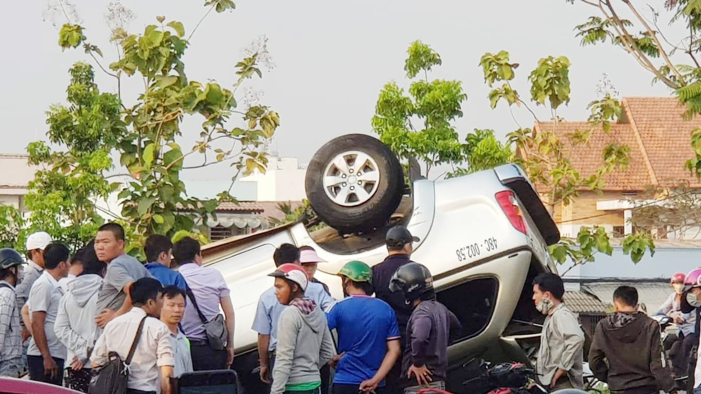 xe ban tai gay tai nan anh 1