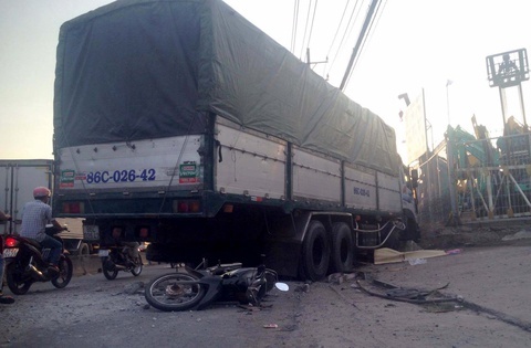 Me tu vong, con gai nhap vien sau vu tai nan hinh anh