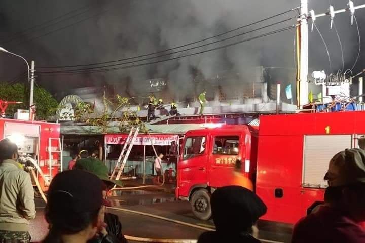 Chay cho Thanh Quyt, 96 kiot bi thieu rui hinh anh