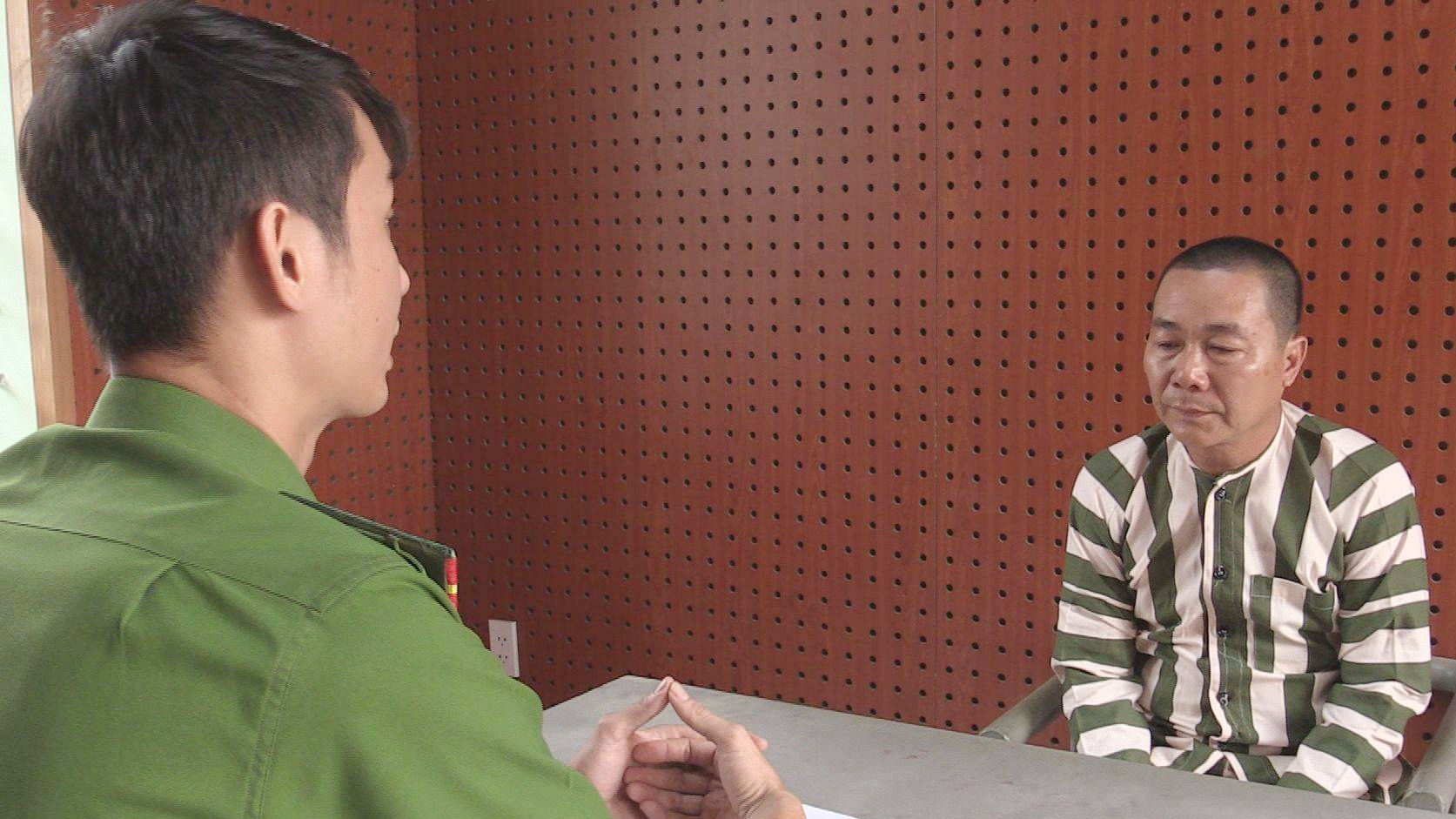 chiem doat tai san anh 1