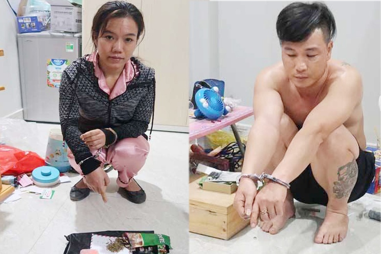 9X vuong lao ly khi lam roi 2 goi ma tuy trong khau trang hinh anh