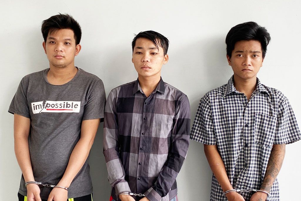 Bat bang nhom cuop tai san va hiep dam o Long An hinh anh