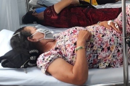 Gan 100 nguoi nhap vien sau khi du hoi nghi cua cong ty thuoc tru sau hinh anh