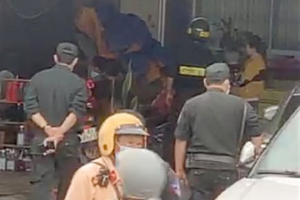 cam sung ban nguoi anh 1