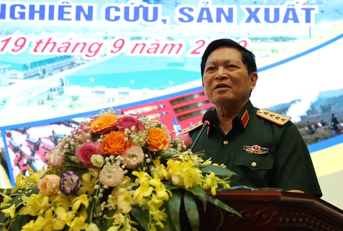 Dang va Nha nuoc luon quan tam phat trien cong nghiep quoc phong hinh anh