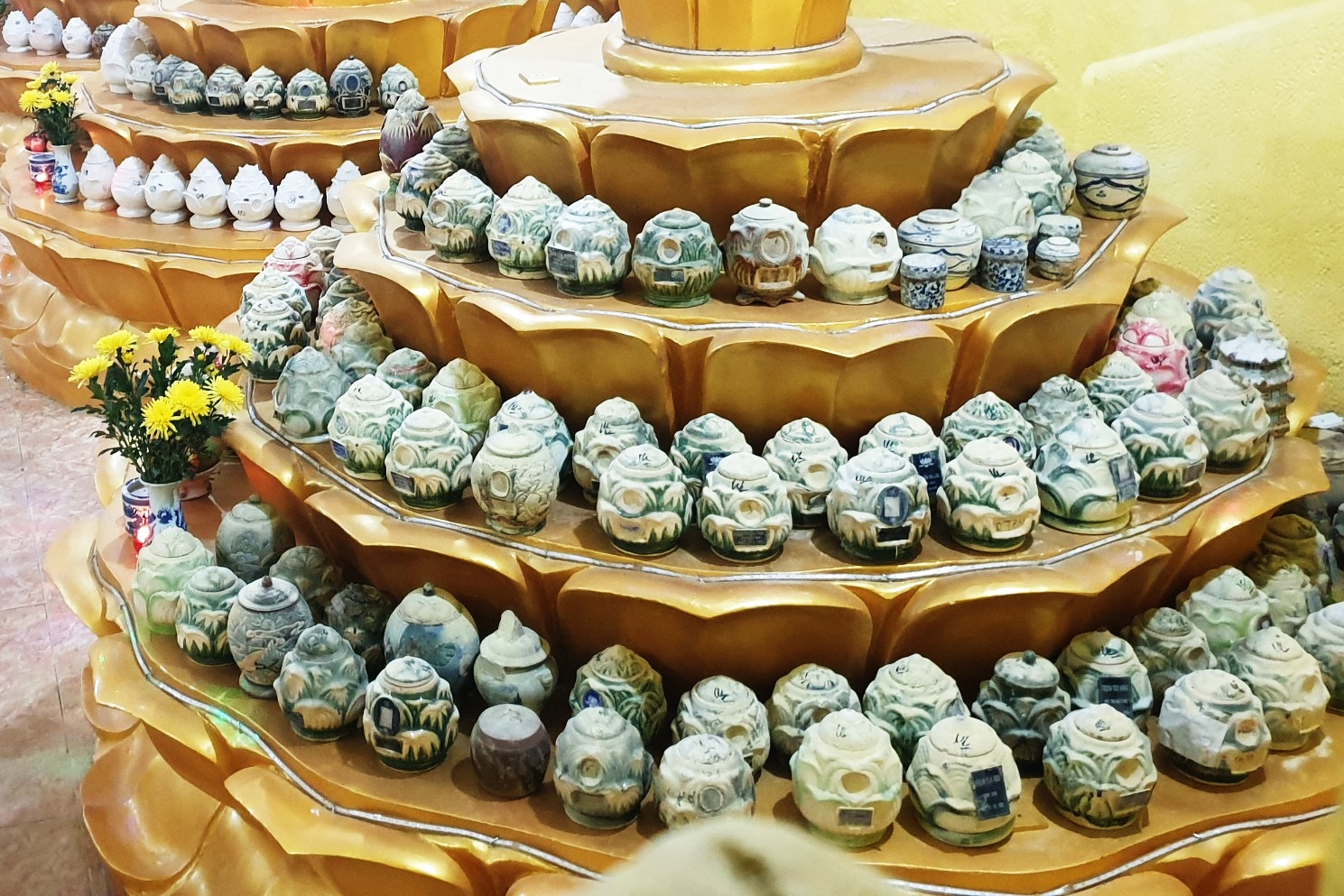 478 hu tro cot o chua Ky Quang 2 duoc nhan dang hinh anh