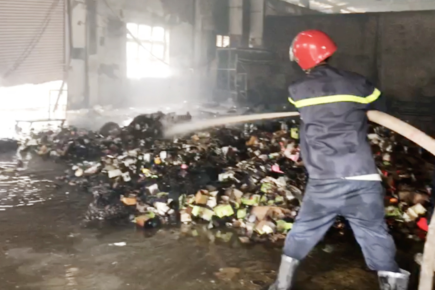 chay cong ty o TP.HCM anh 1