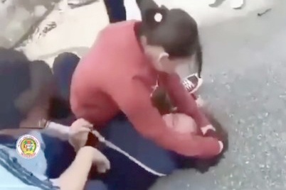 đánh hội đồng ảnh 1 danh hoi dong anh 1