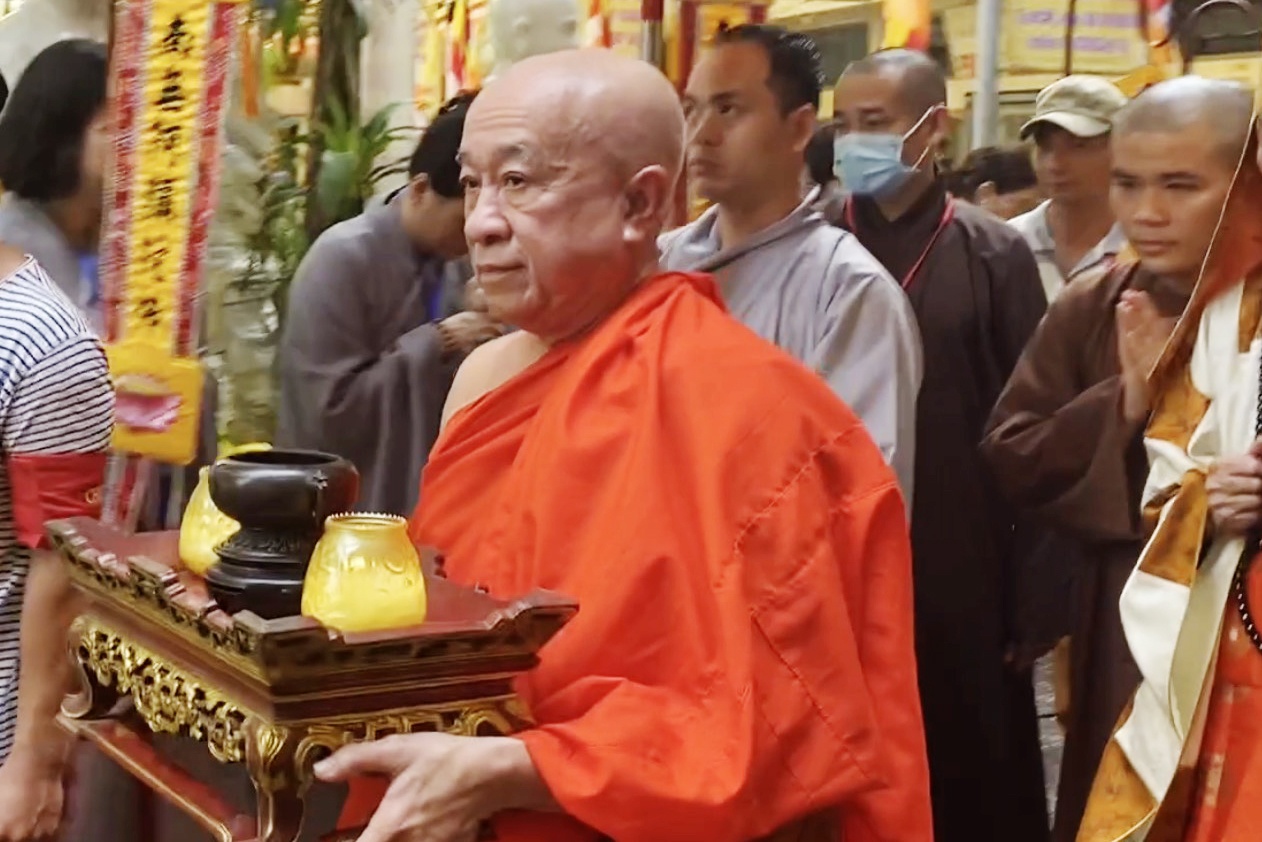 tro cot chua Ky Quang 2 anh 1