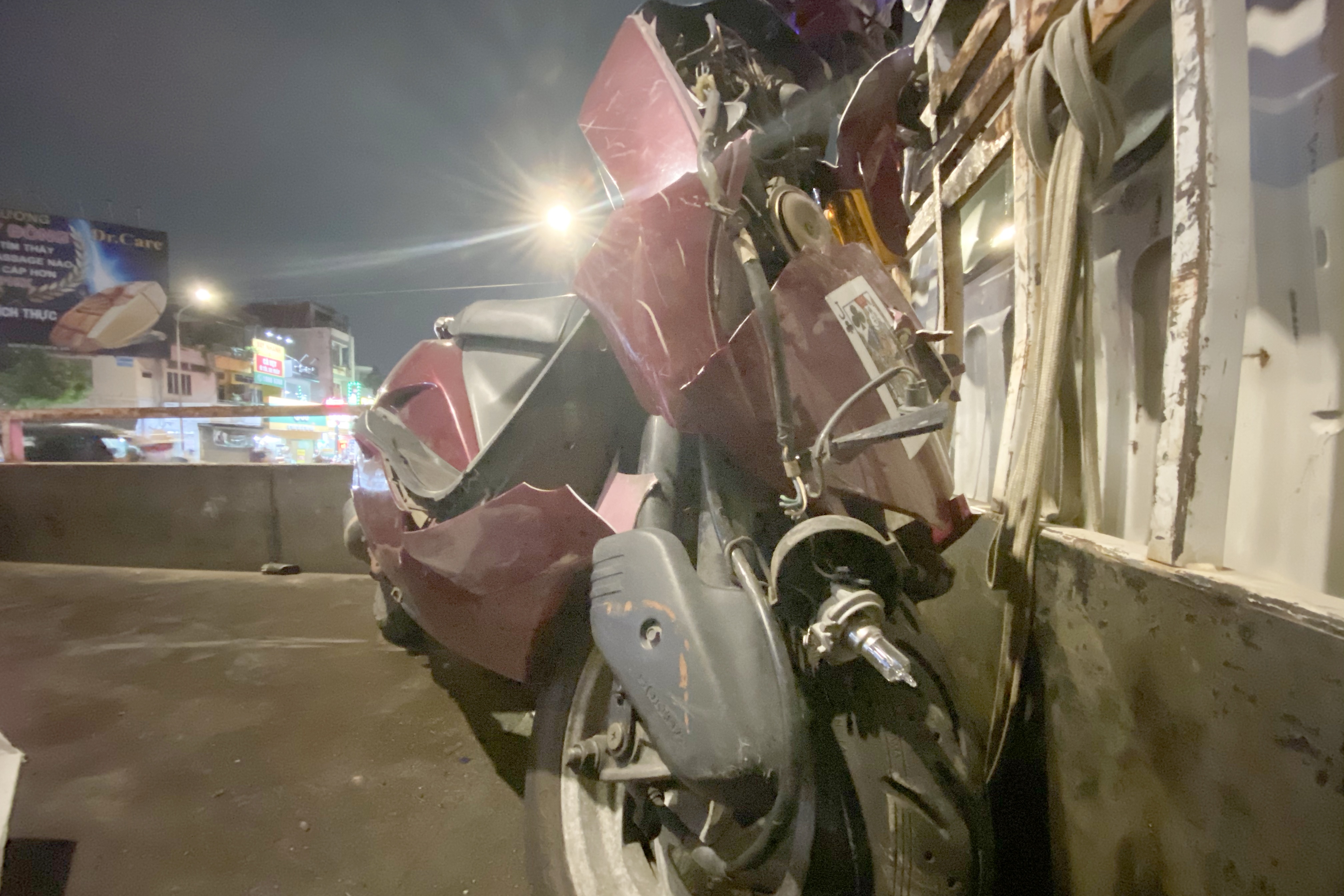 oto tong nhieu xe may o TP.HCM anh 5