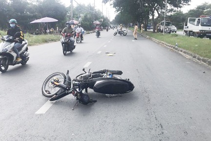 tong xe vao CSGT anh 1